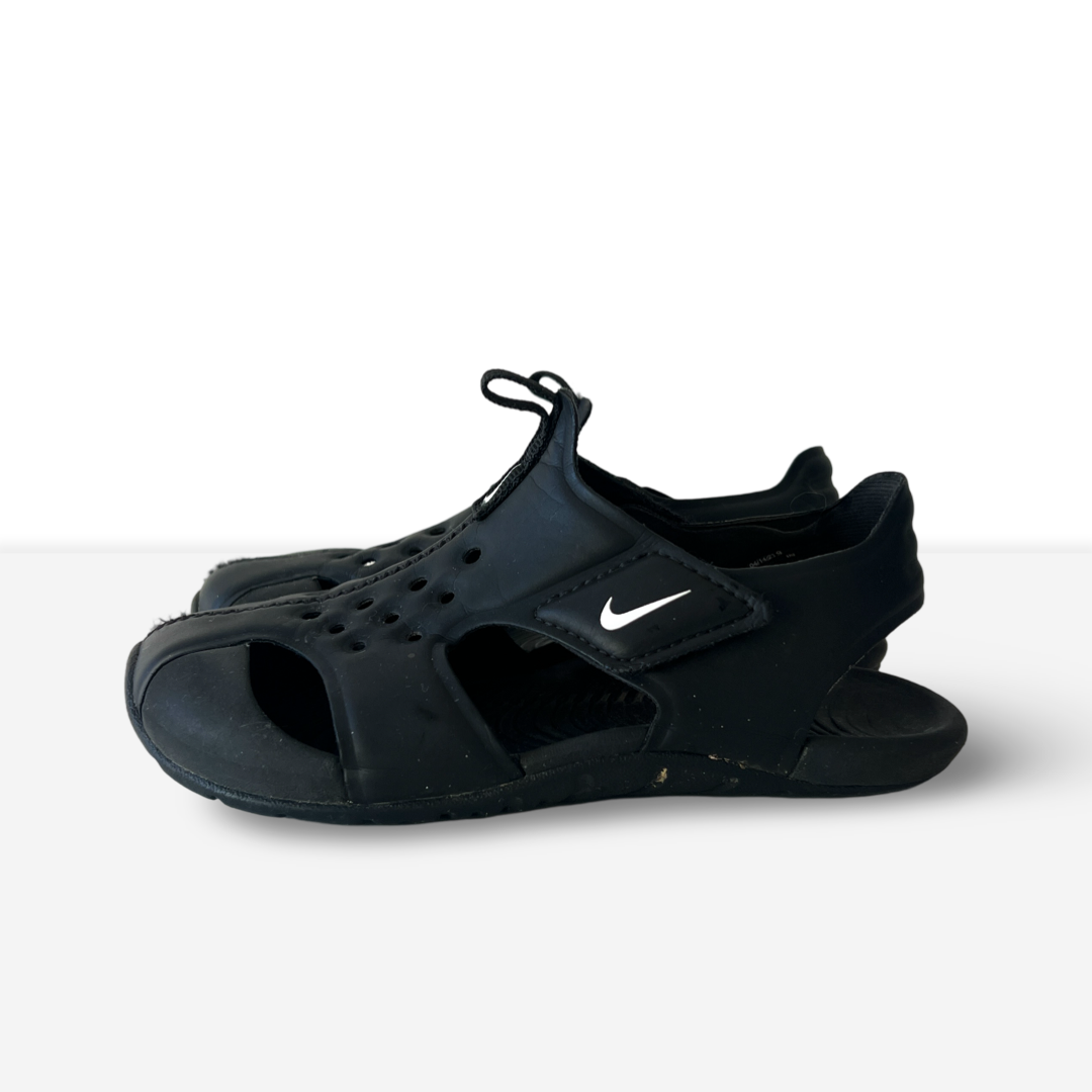 Nike Sandals - US 10c