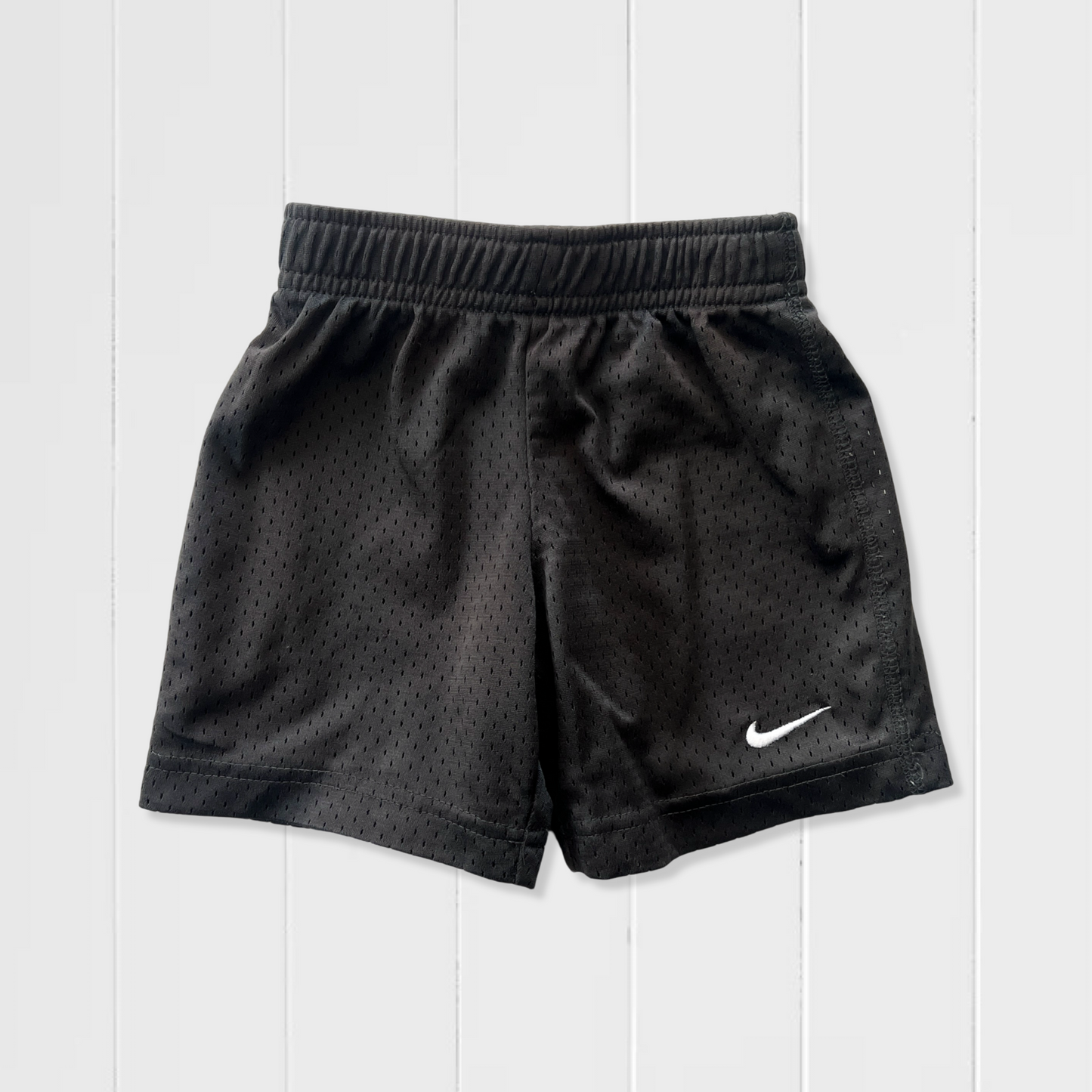 Nike Shorts - 2y